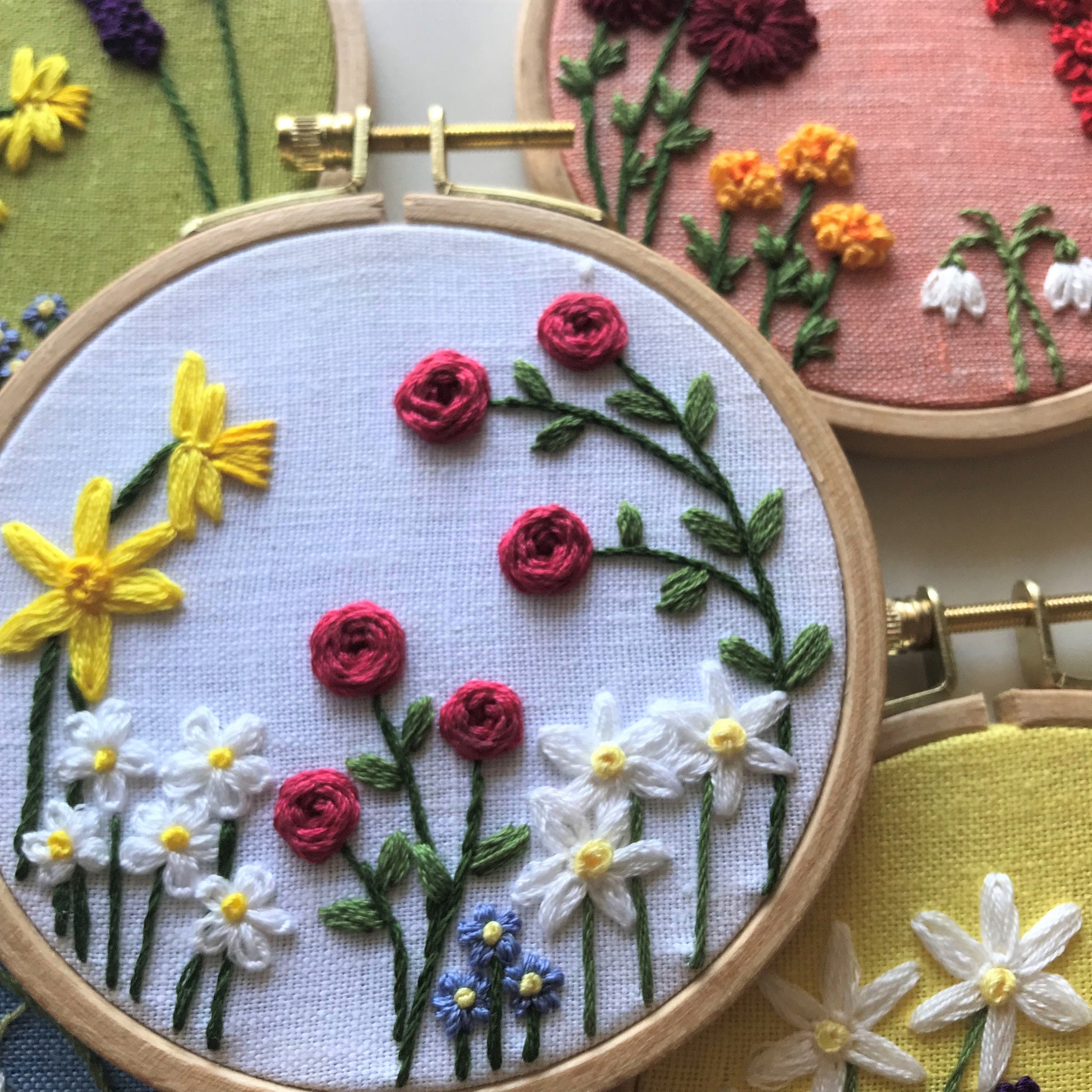Best Friends Embroidery Kit Beautiful Girl Embroidery Pattern English Manual