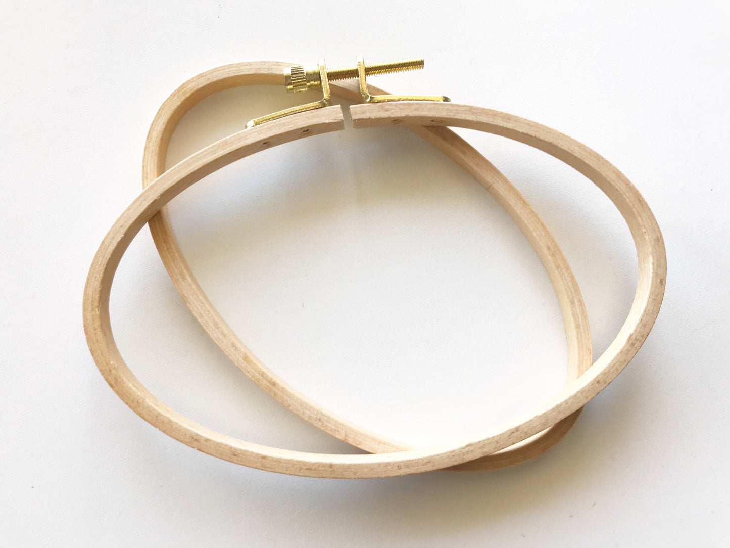 Small Oval Beech Wood Embroidery Hoop: Landscape Orientation